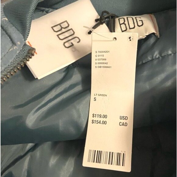 BDG Light Green Marble Print Puffer Bomber Jacket Size S - Picture 4 of 16